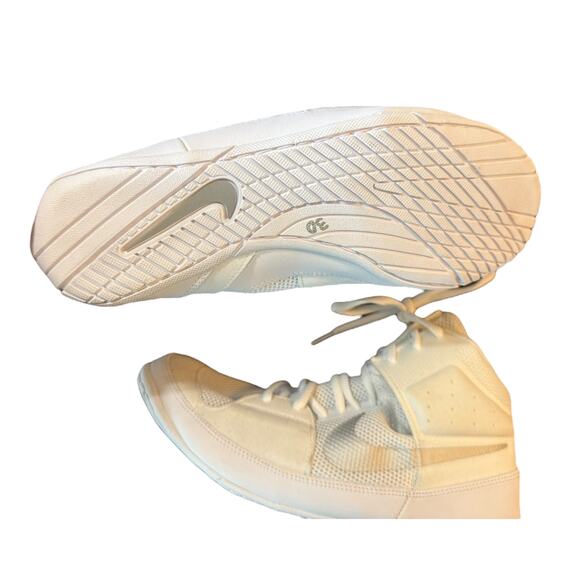Nike Fury White & Silver Wrestling Boxing MMA Shoes Sneakers Size 7.5 - Picture 9 of 10